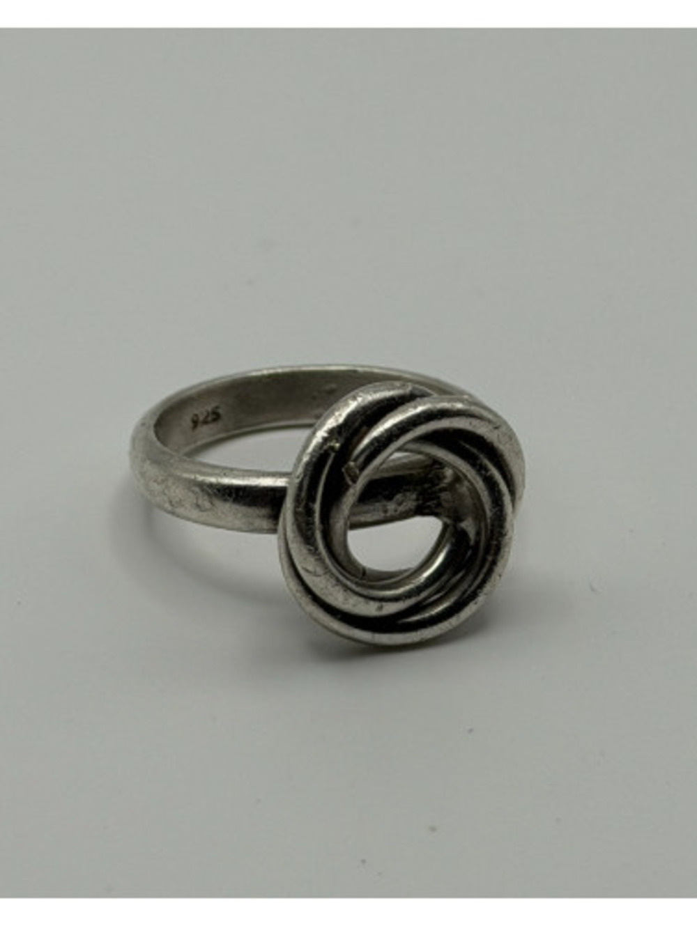 .925 Swirl Ring Size 8.5